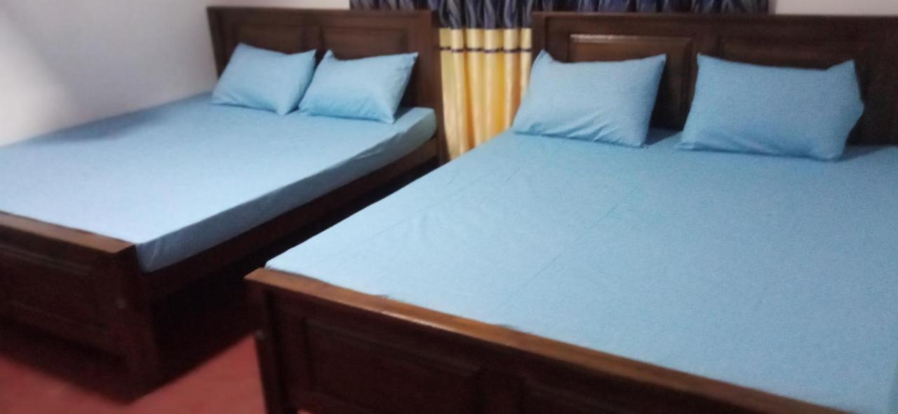Impress Holiday Home Anuradhapura Exterior foto