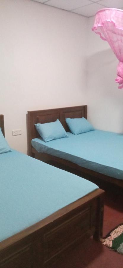 Impress Holiday Home Anuradhapura Exterior foto