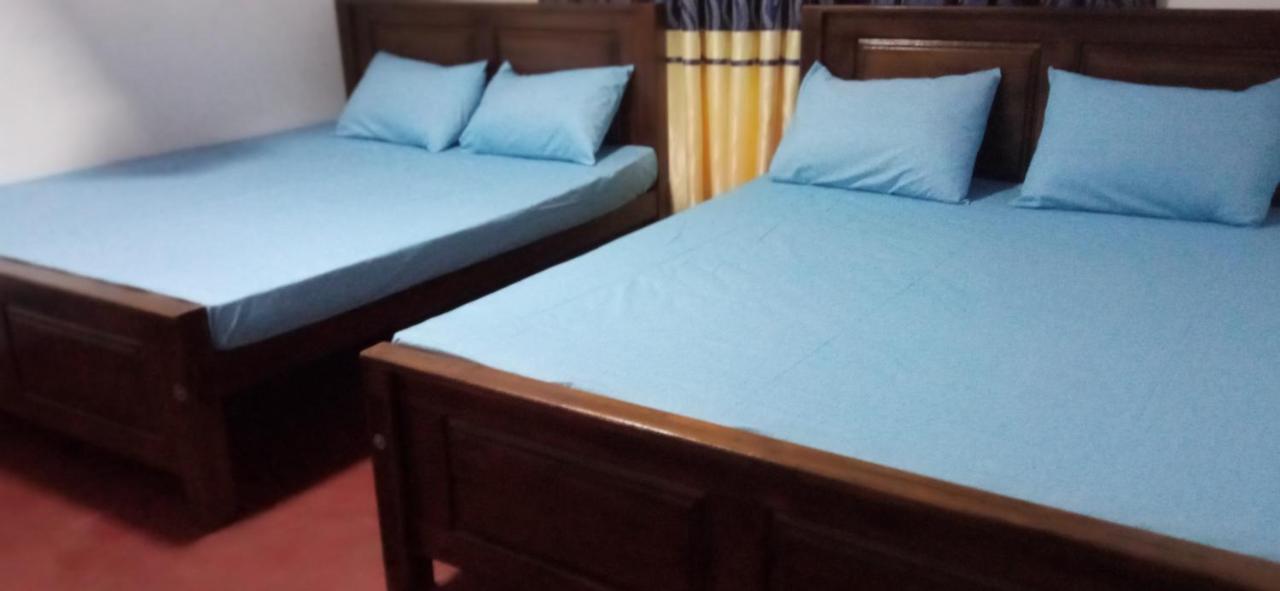 Impress Holiday Home Anuradhapura Exterior foto
