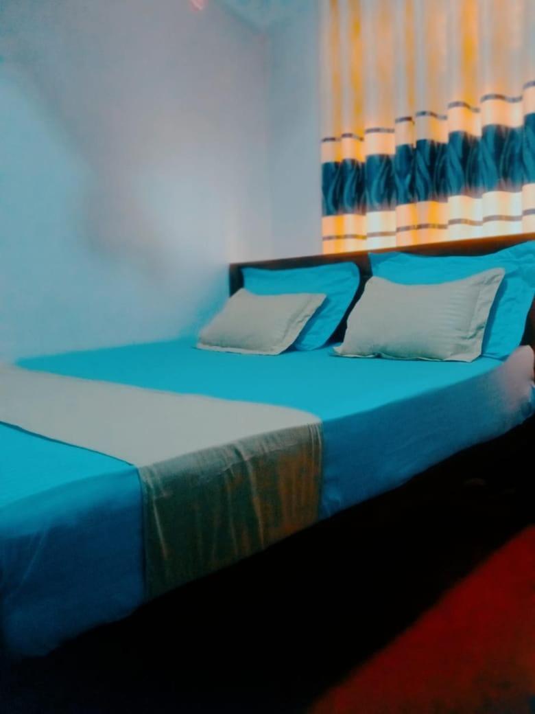 Impress Holiday Home Anuradhapura Exterior foto